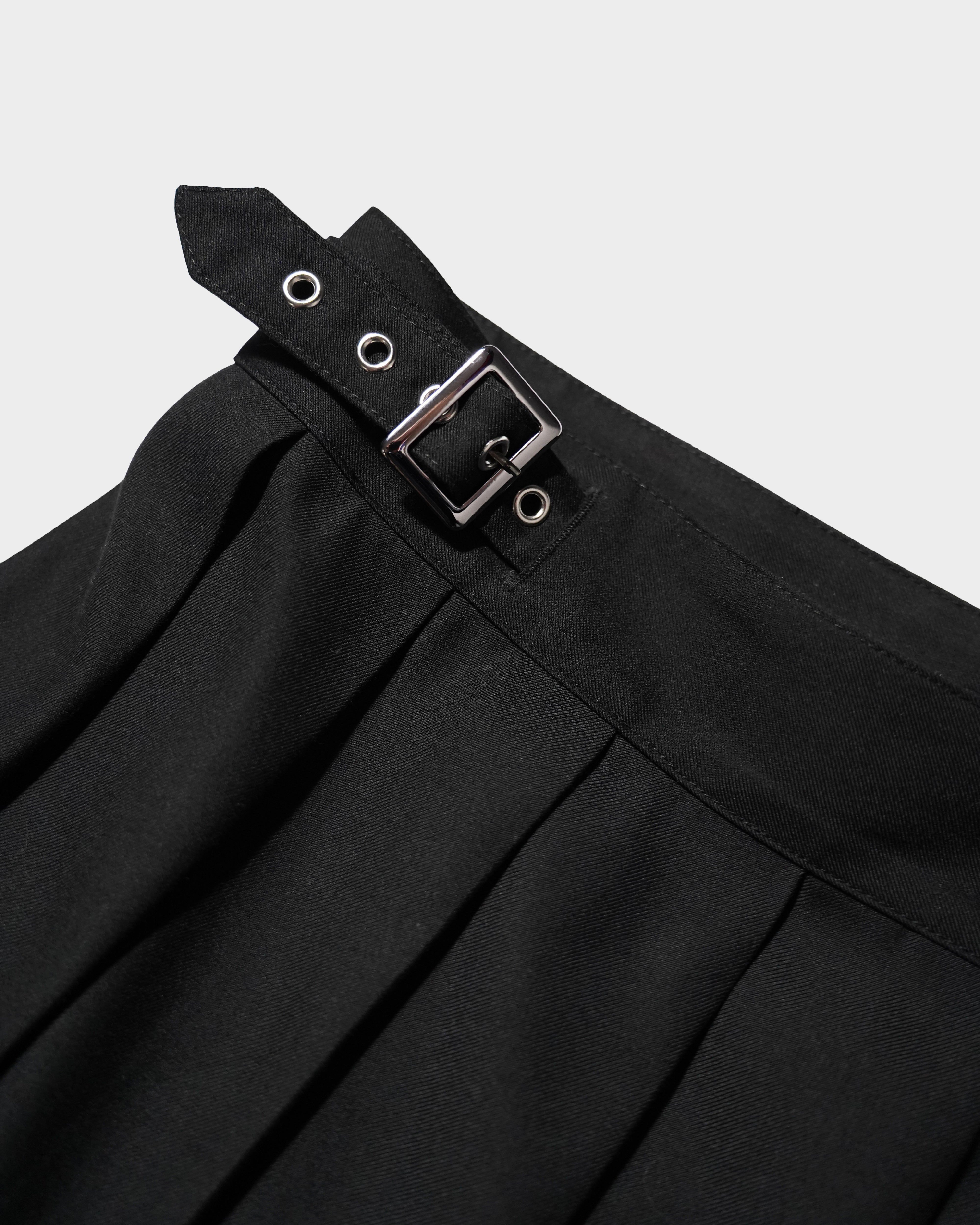 EYELET PLEATS WRAP SKIRT – CAMPHOR WOOD - OFFICIAL ONLINE STORE