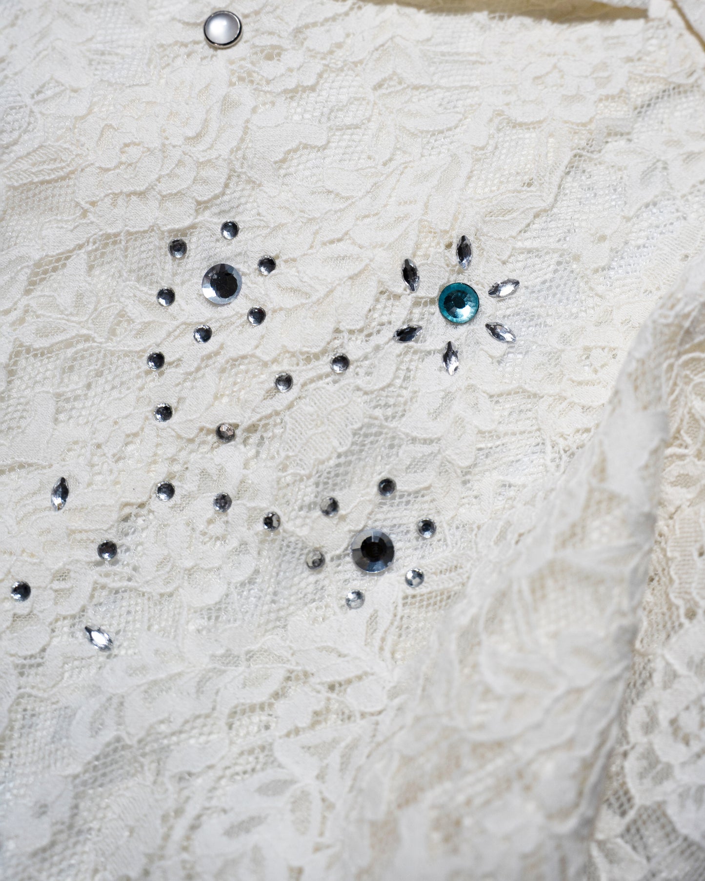 FLOWER BIJOU SHEER H/S SHIRTS