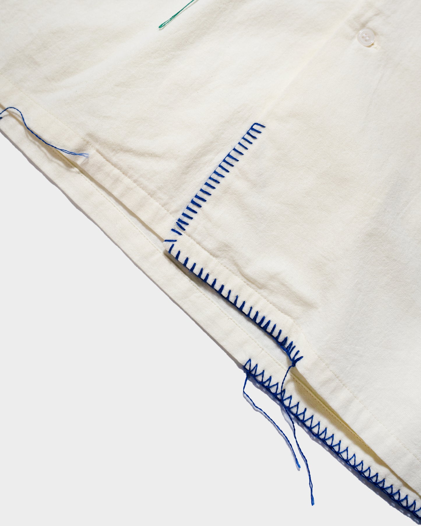 FLOWER EMBROIDERY SAGARA H/S SHIRT