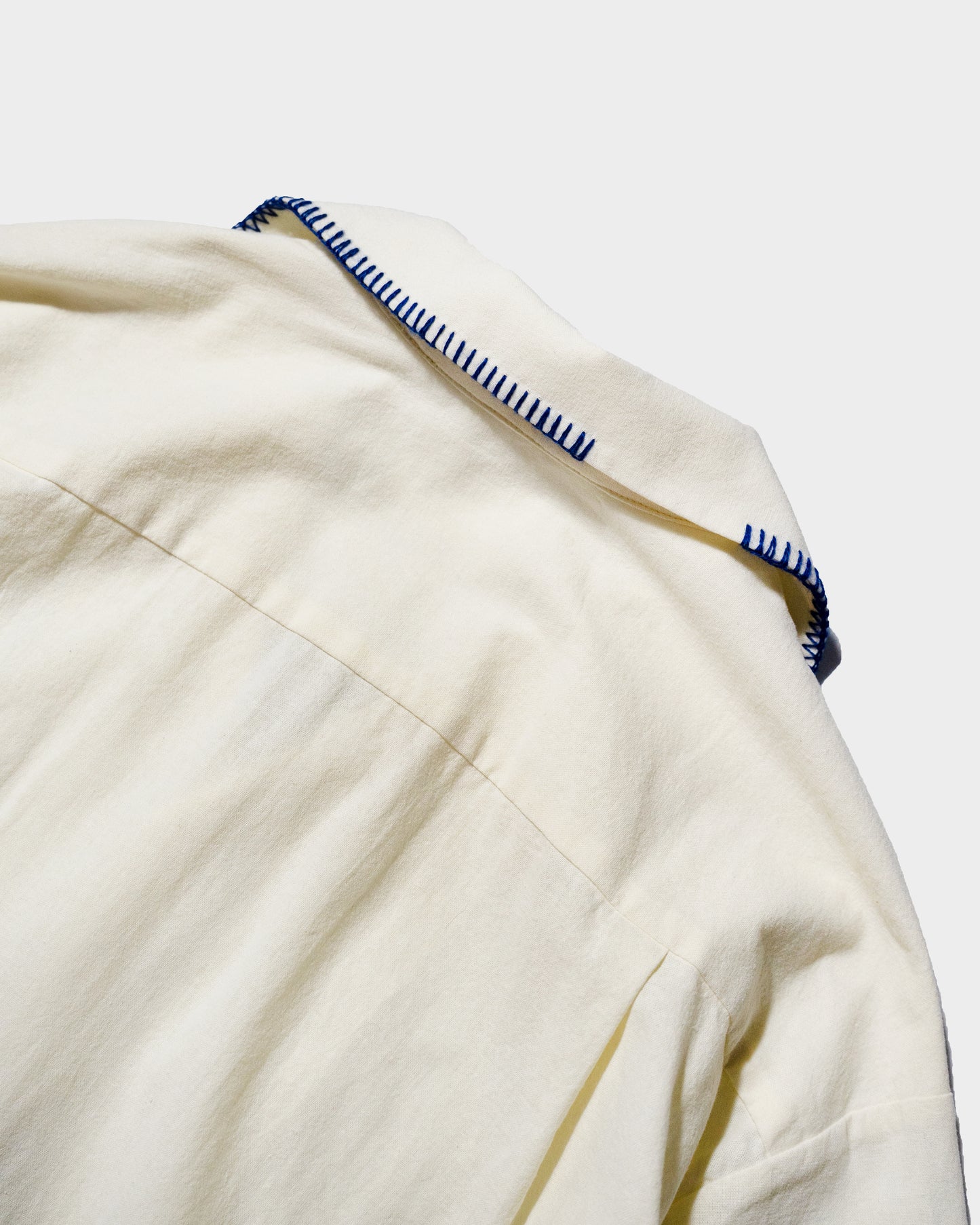 FLOWER EMBROIDERY SAGARA H/S SHIRT