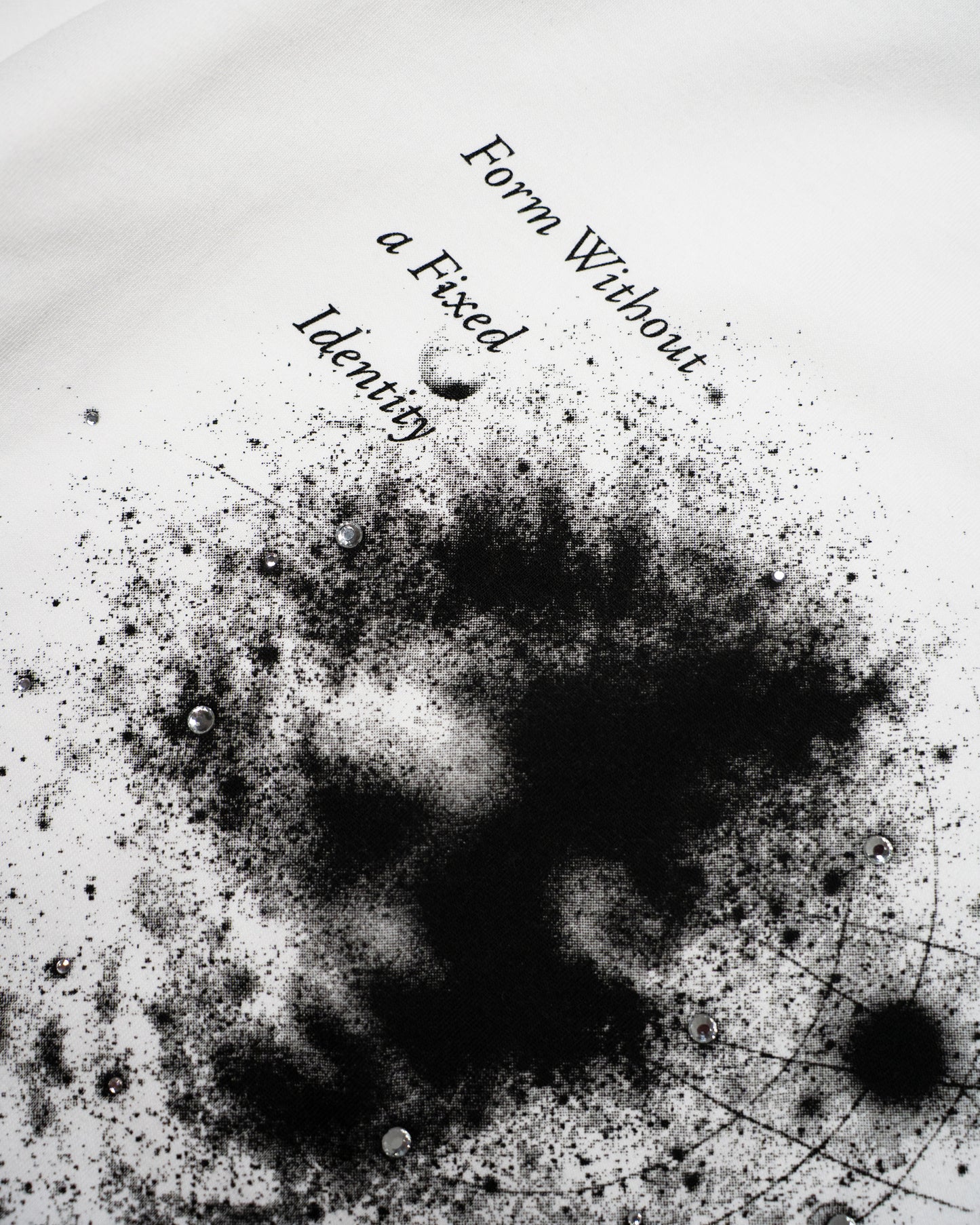 GRAPHIC SPACE RHINESTONE TEE