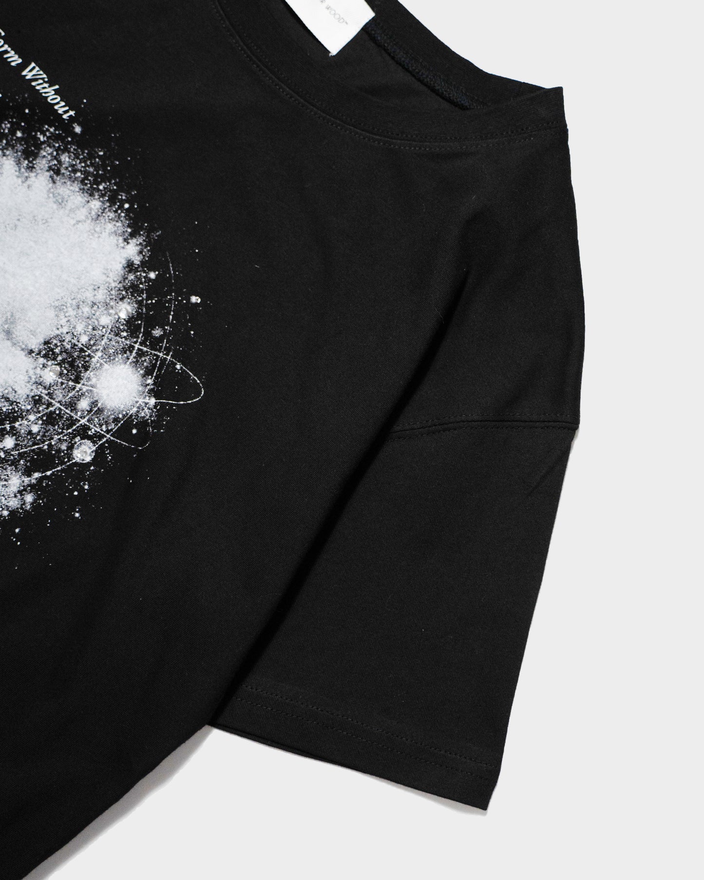 GRAPHIC SPACE RHINESTONE TEE