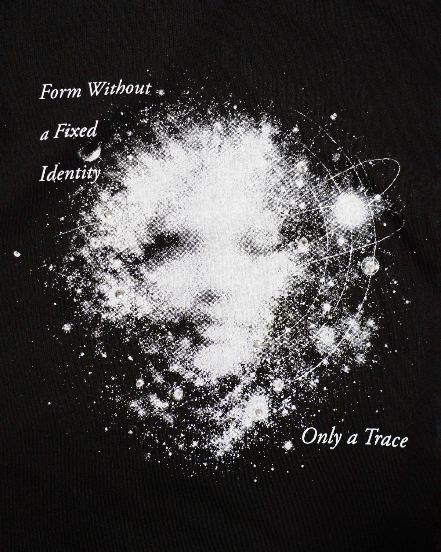 GRAPHIC SPACE RHINESTONE TEE