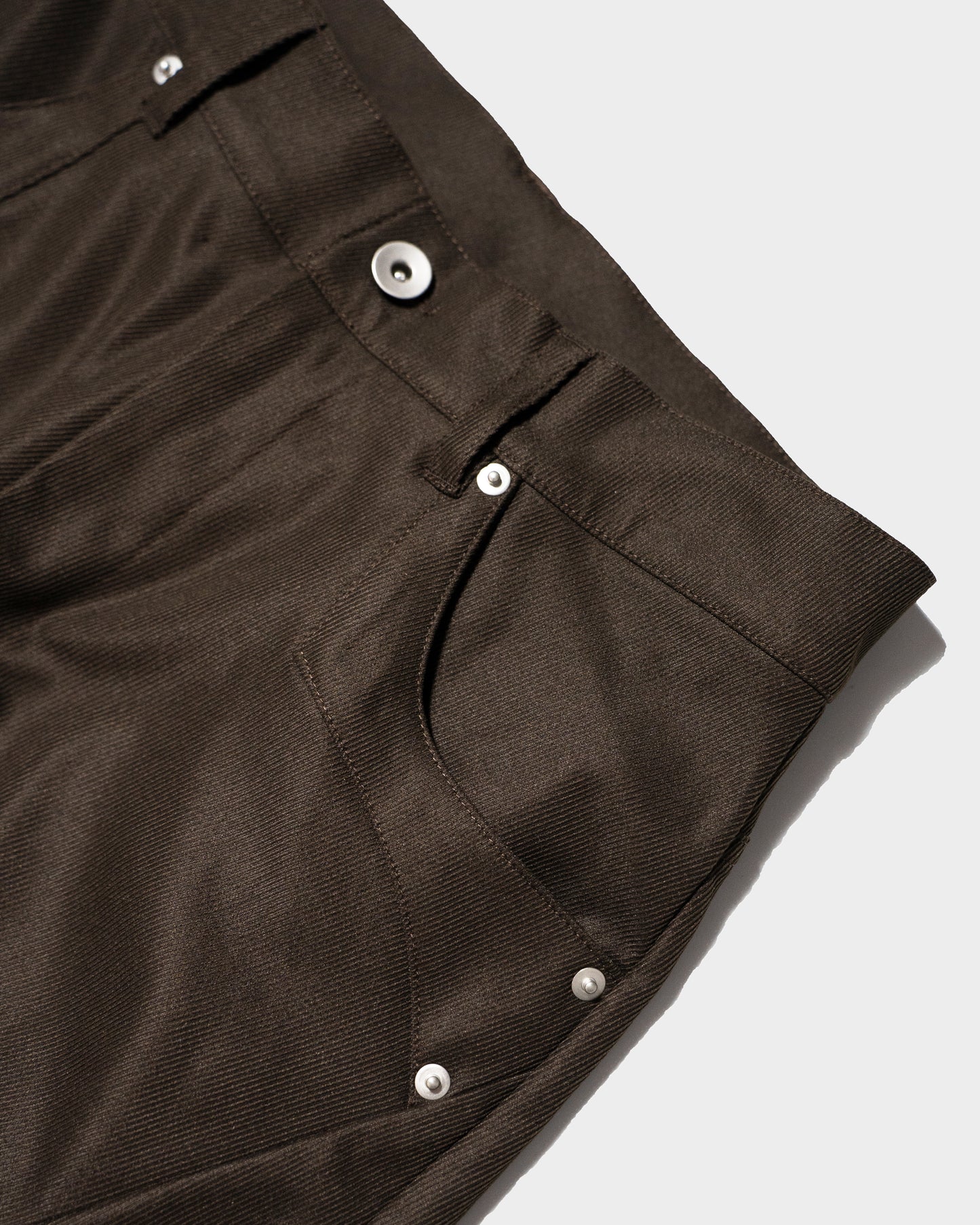 PRESSED POLYESTER FLARE SLACKS