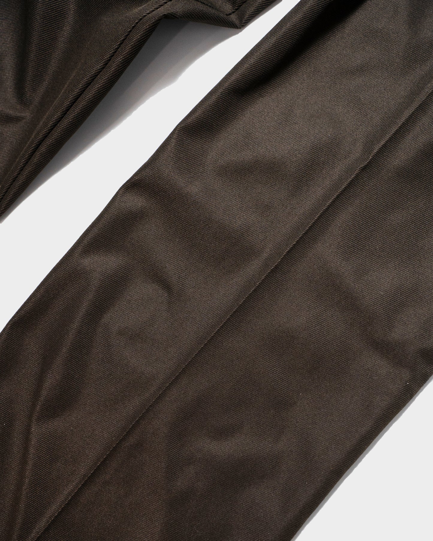 PRESSED POLYESTER FLARE SLACKS