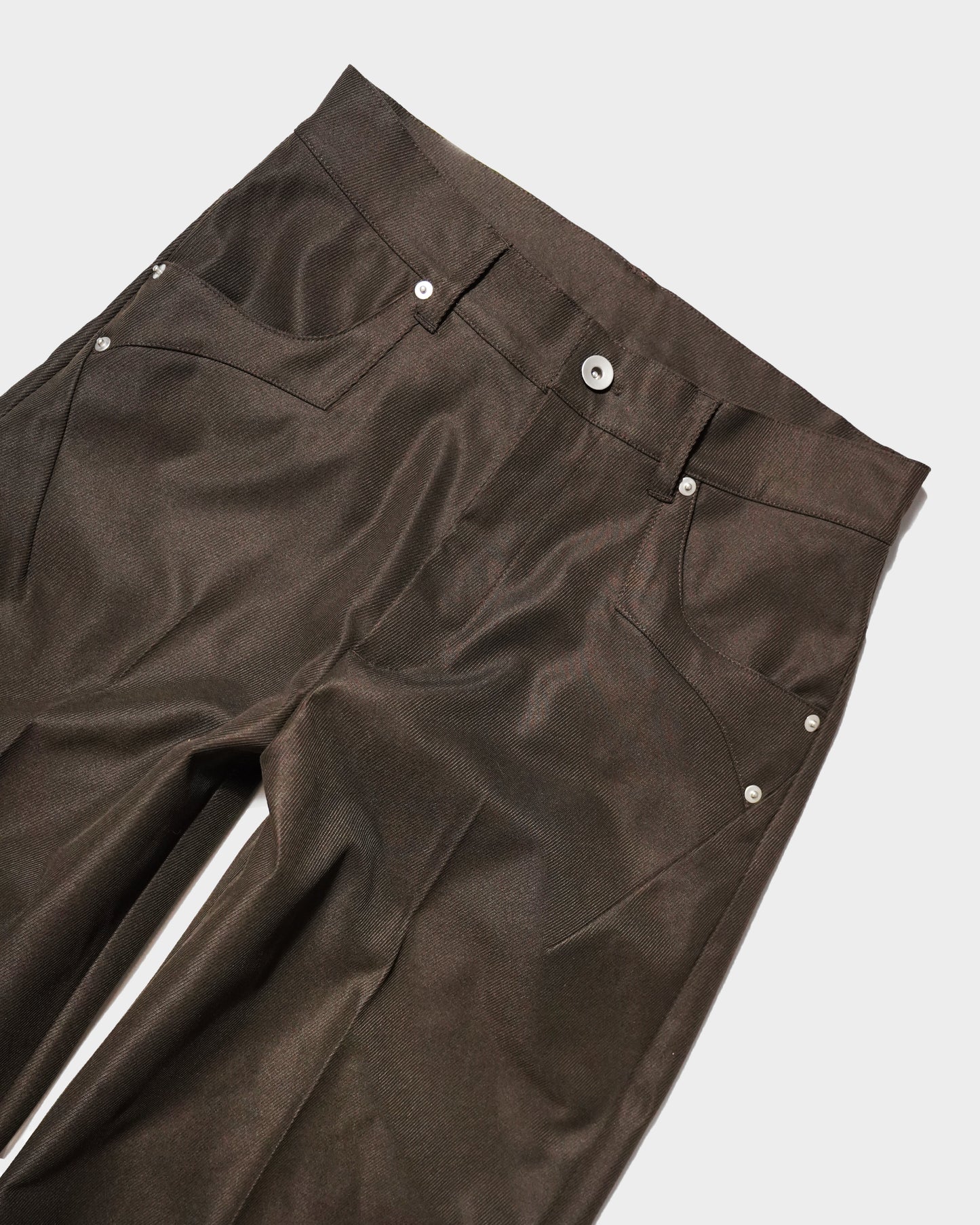 PRESSED POLYESTER FLARE SLACKS