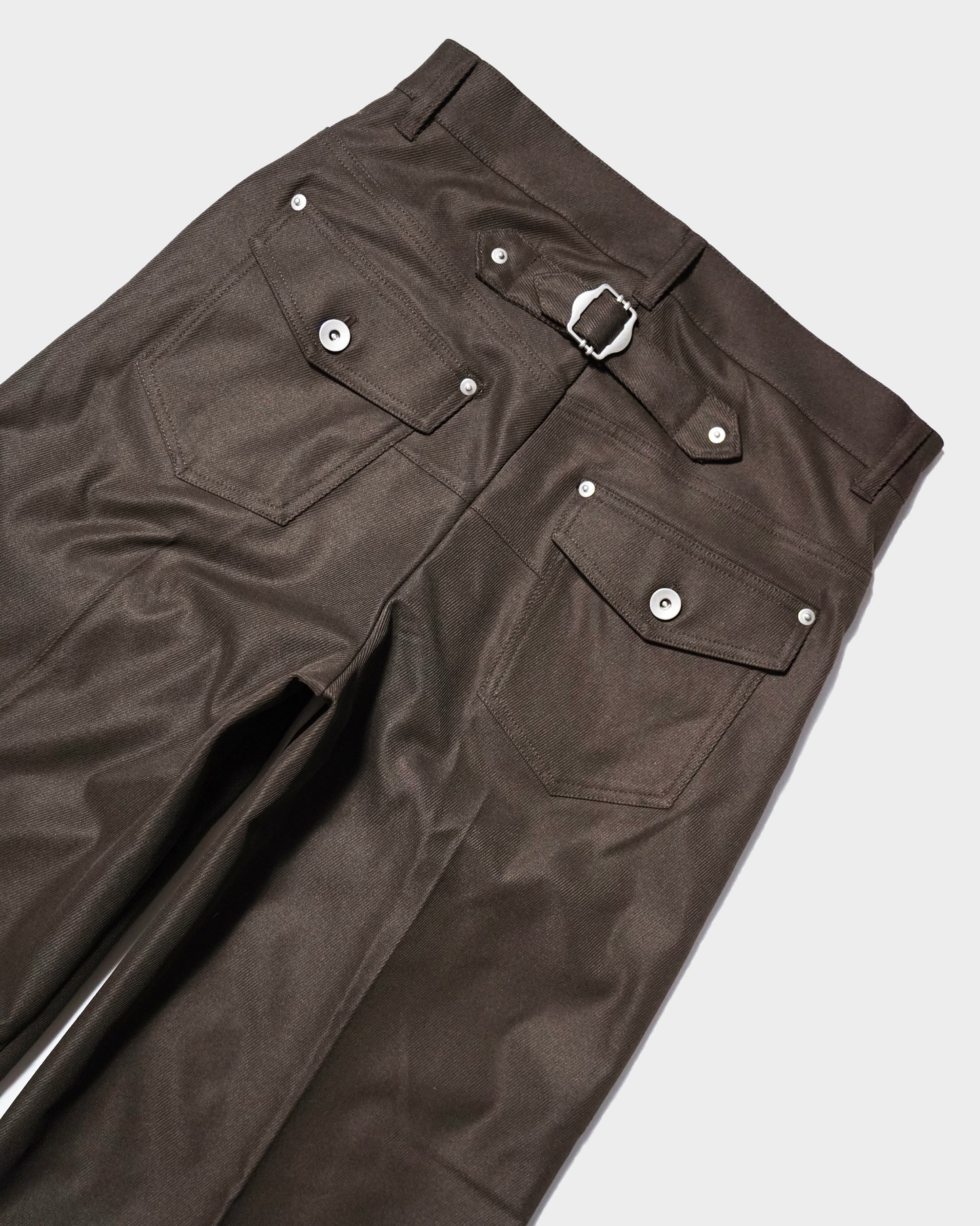 PRESSED POLYESTER FLARE SLACKS