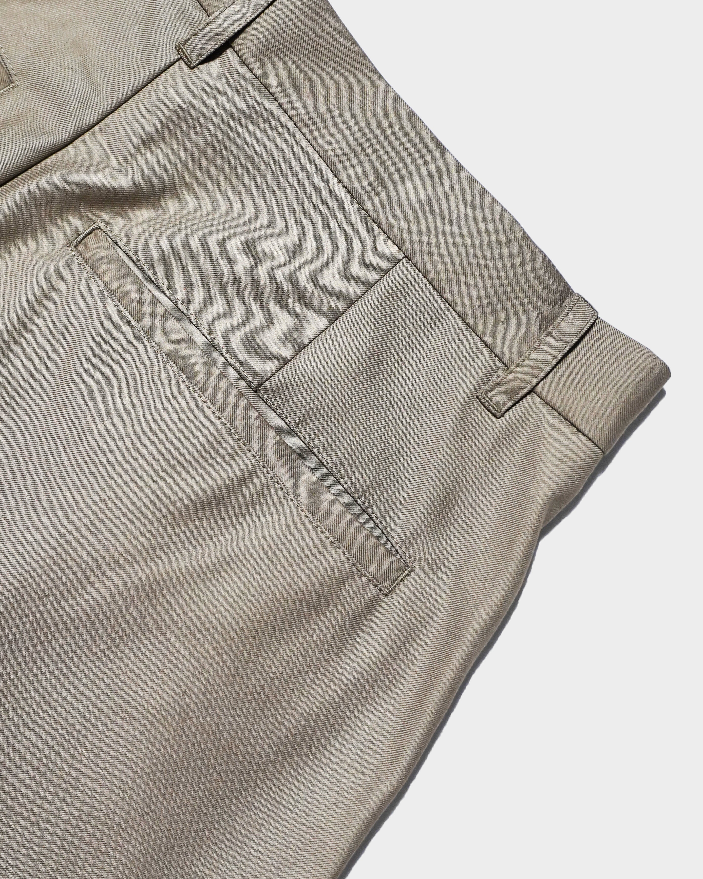 CUT OFF LAYERED SLACKS SHORTS – CAMPHOR WOOD - OFFICIAL ONLINE