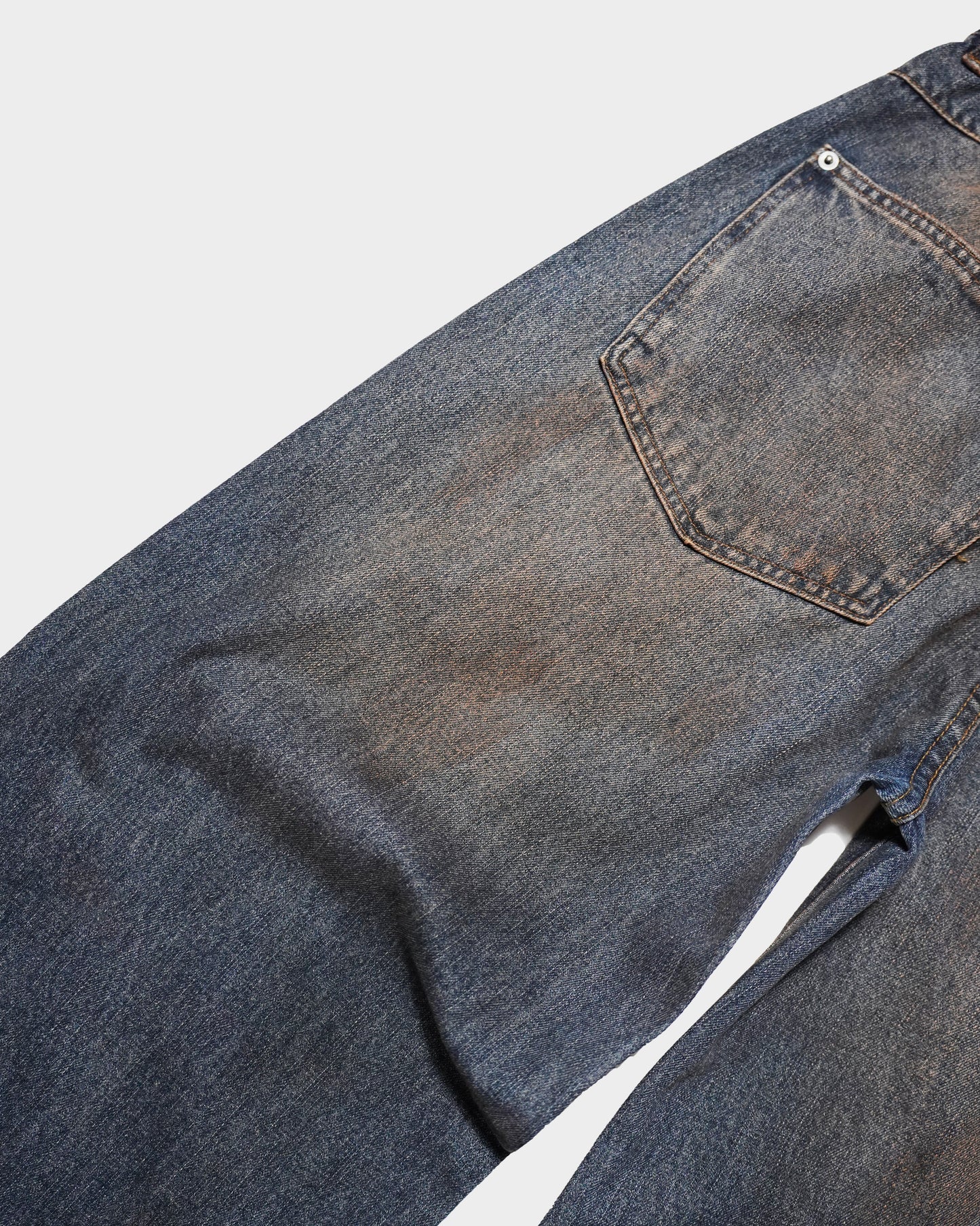 SIDE SEAM SEMI-FLARE SLUB JEANS