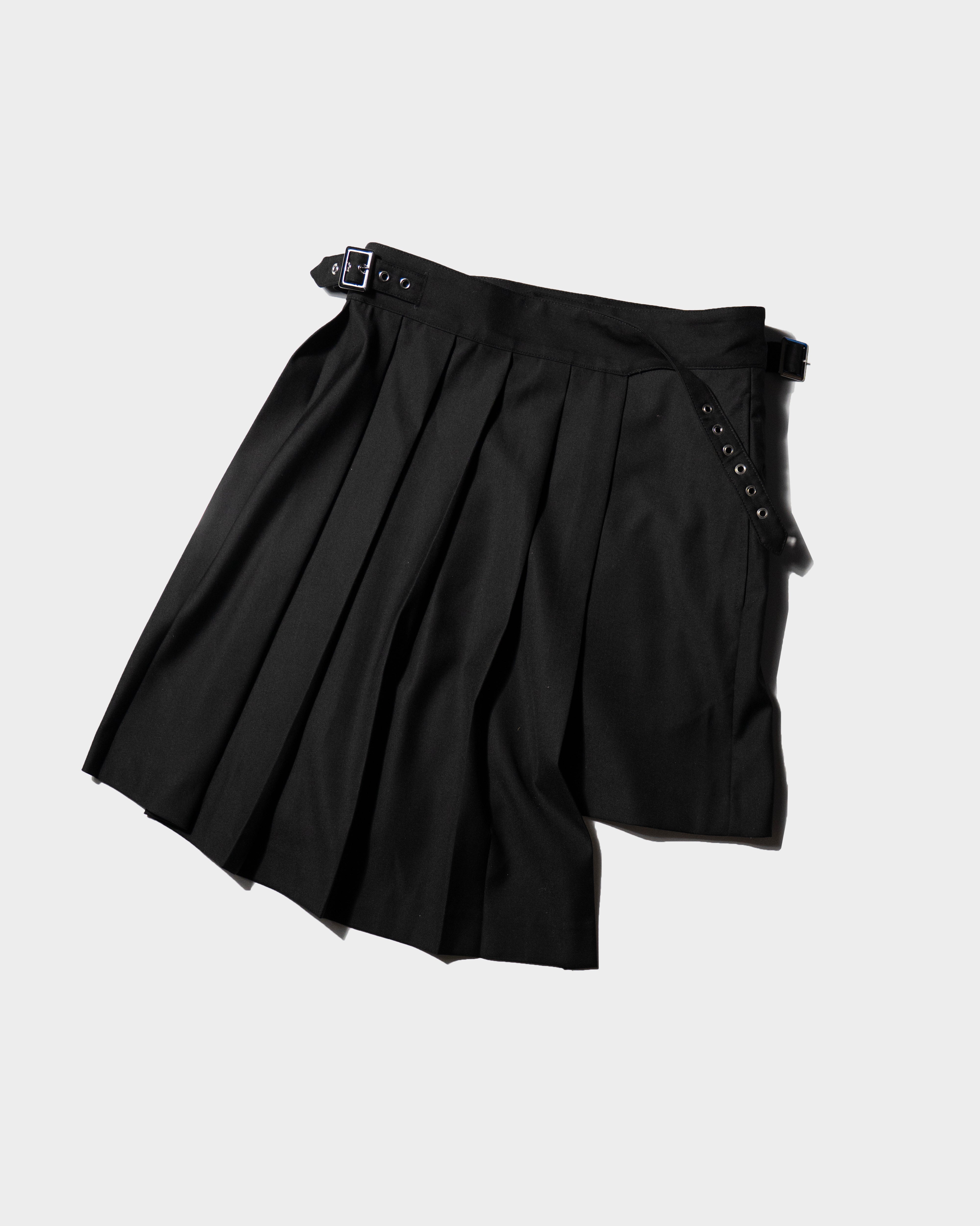 パンツ Camphor wood EYELET PLEATS WRAP SKIRT EYELET PLEATS WRAP SKIRT – CAMPHOR WOOD - OFFICIAL ONLINE STORE