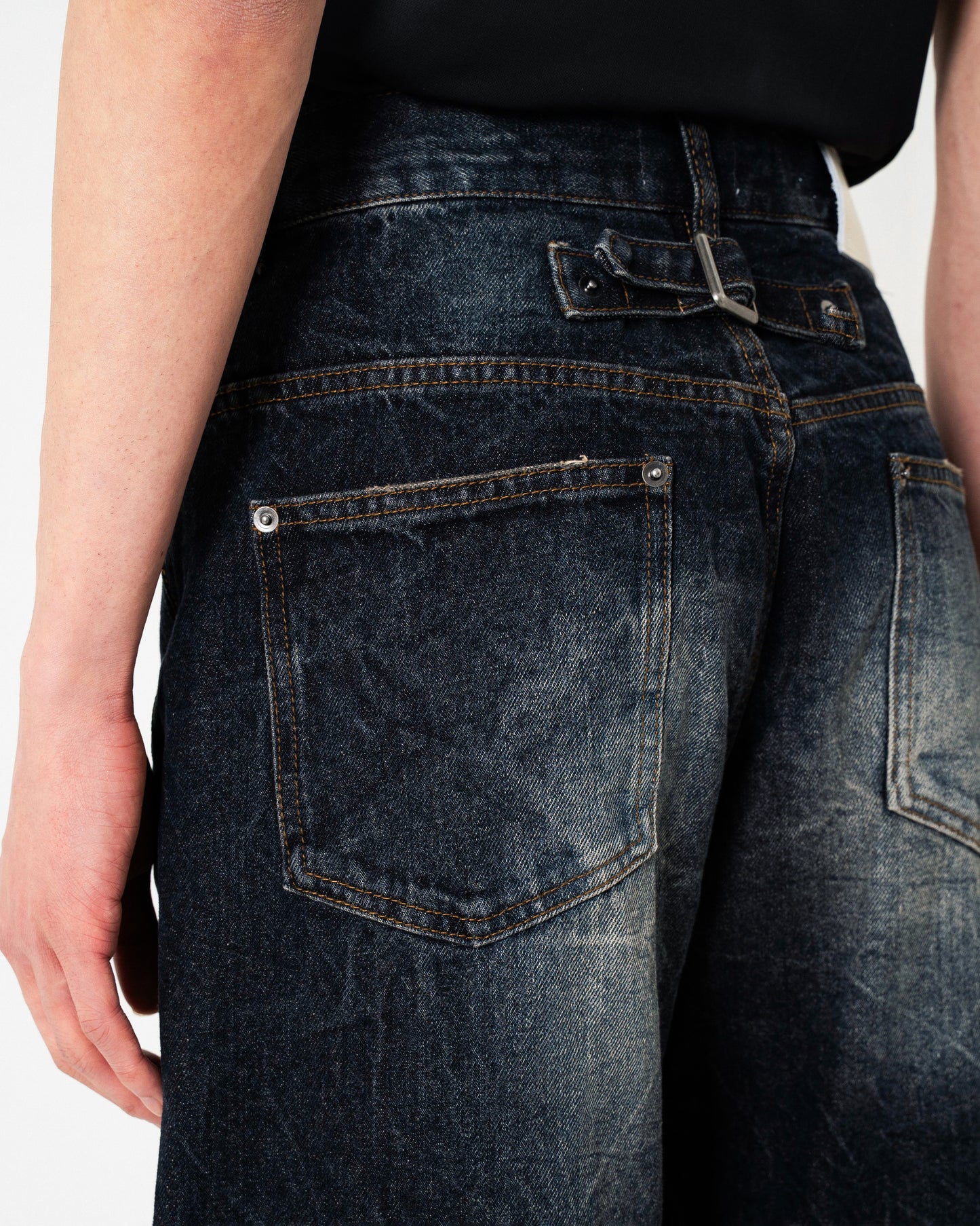 CRUSH FADE SIDE SEEM BOOTS CUT JEANS