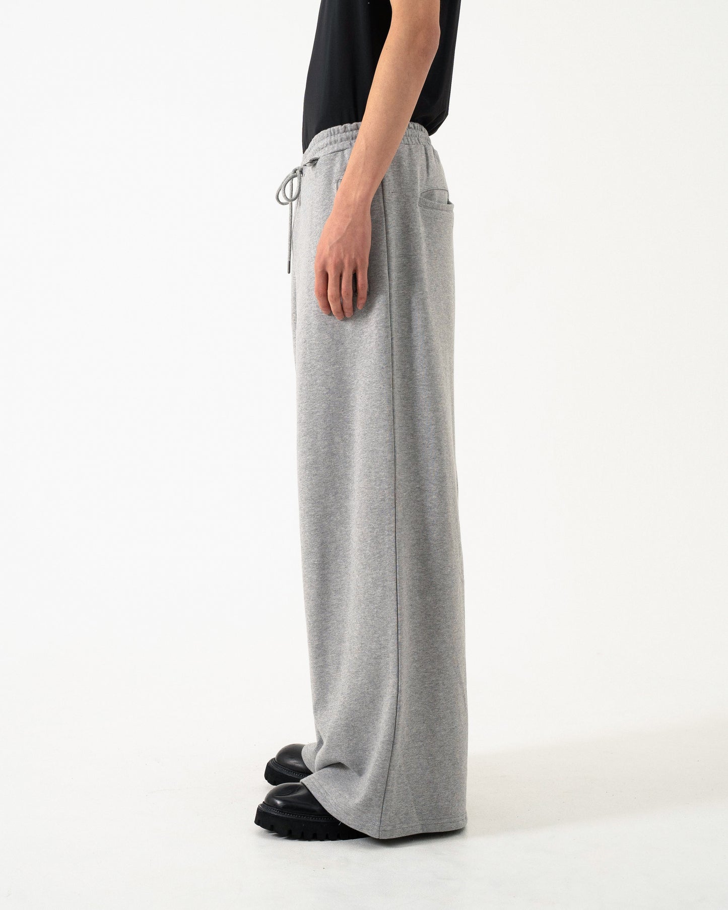 WIDE BAGGY GRIDDER SWEAT PANTS