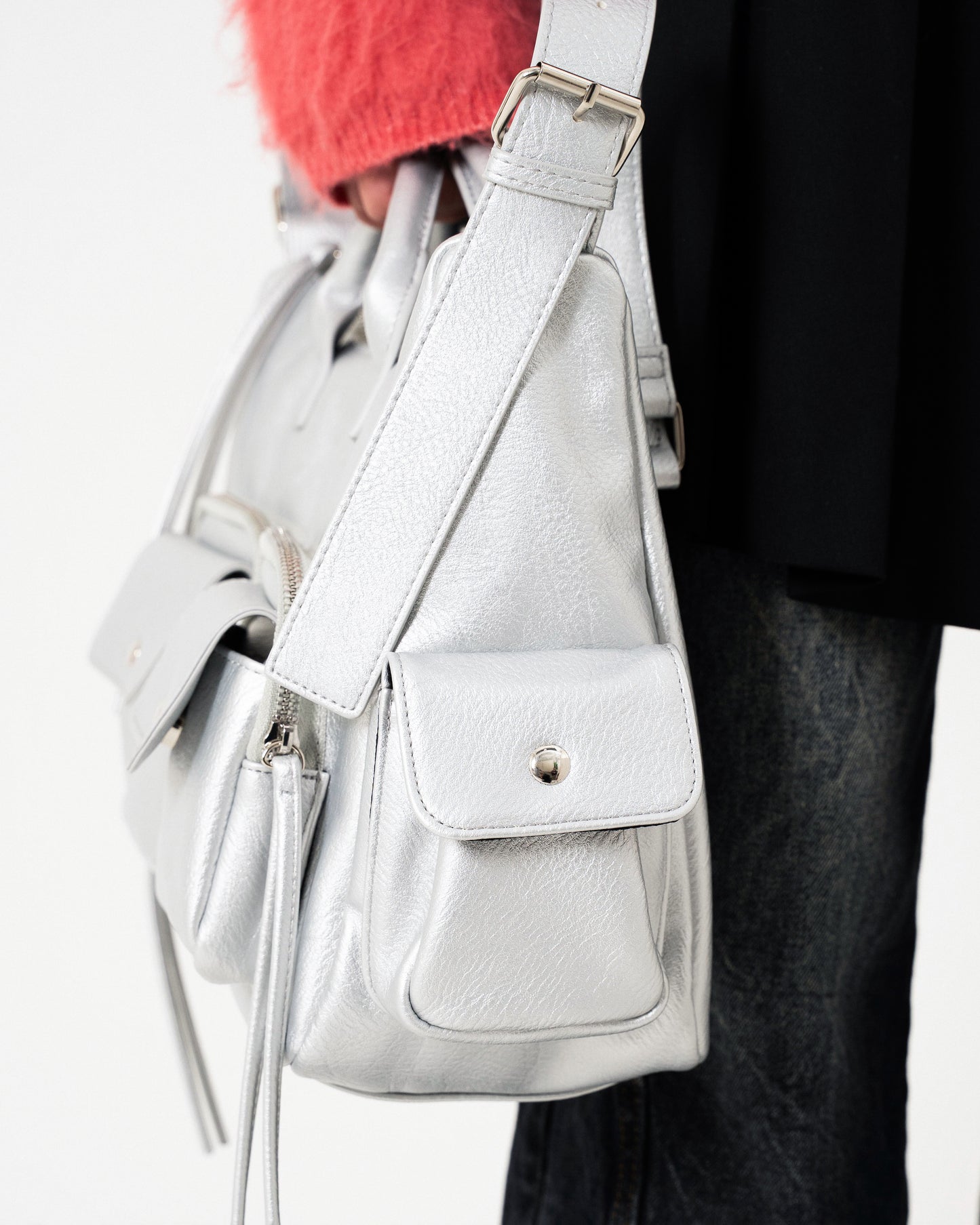 FAUX LEATHER MULTI POCKET SHOULDER BAG - SILVER