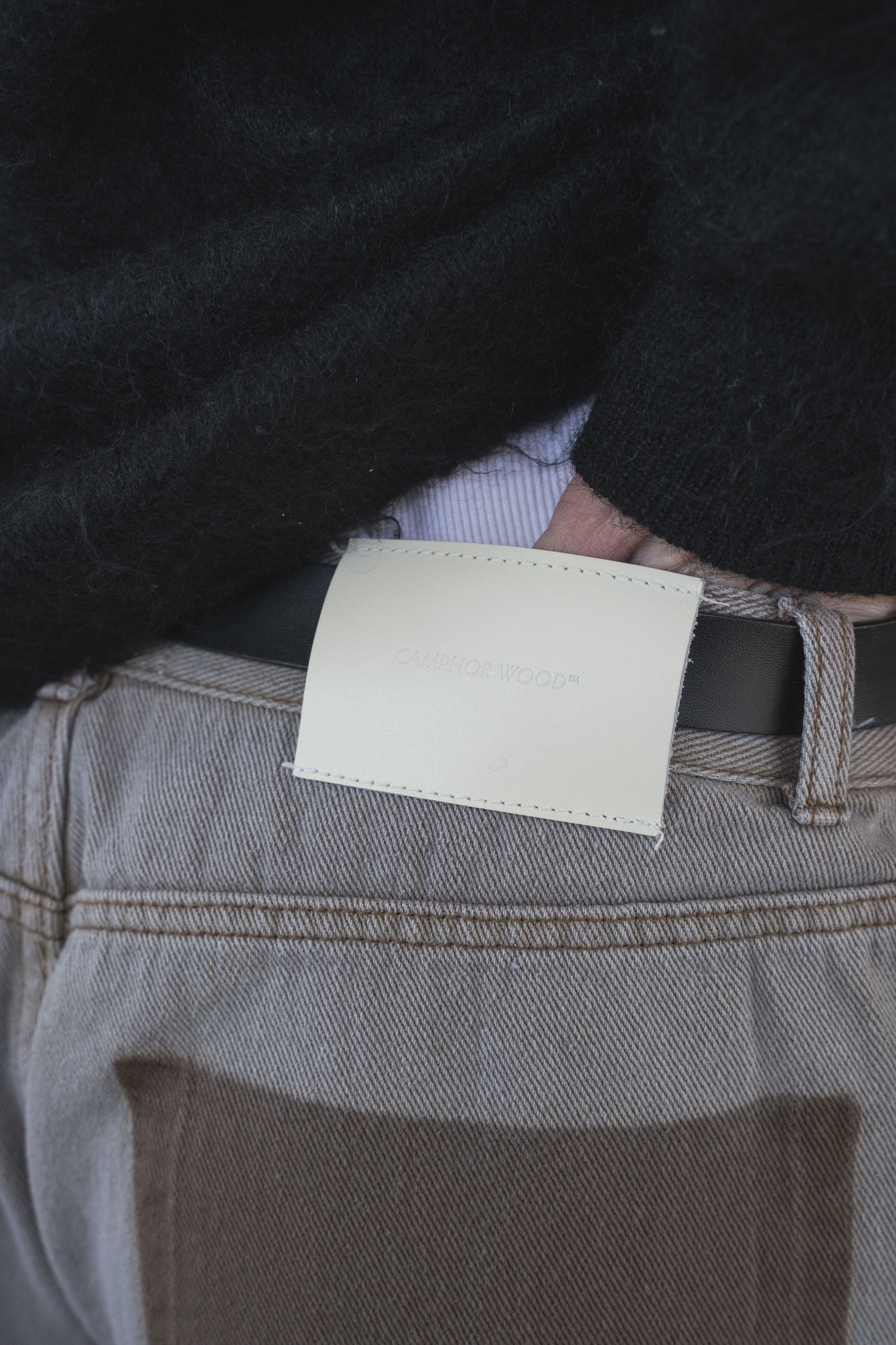 fade blast semi-baggy denim – CAMPHOR WOOD - OFFICIAL ONLINE