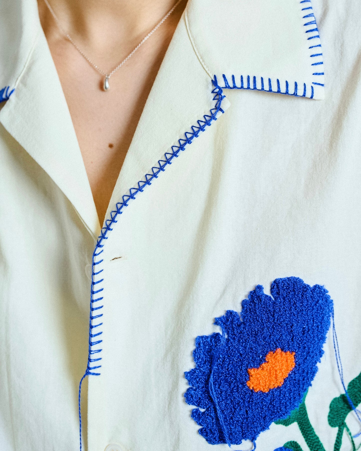 flower embroidery SAGARA h/s shirt