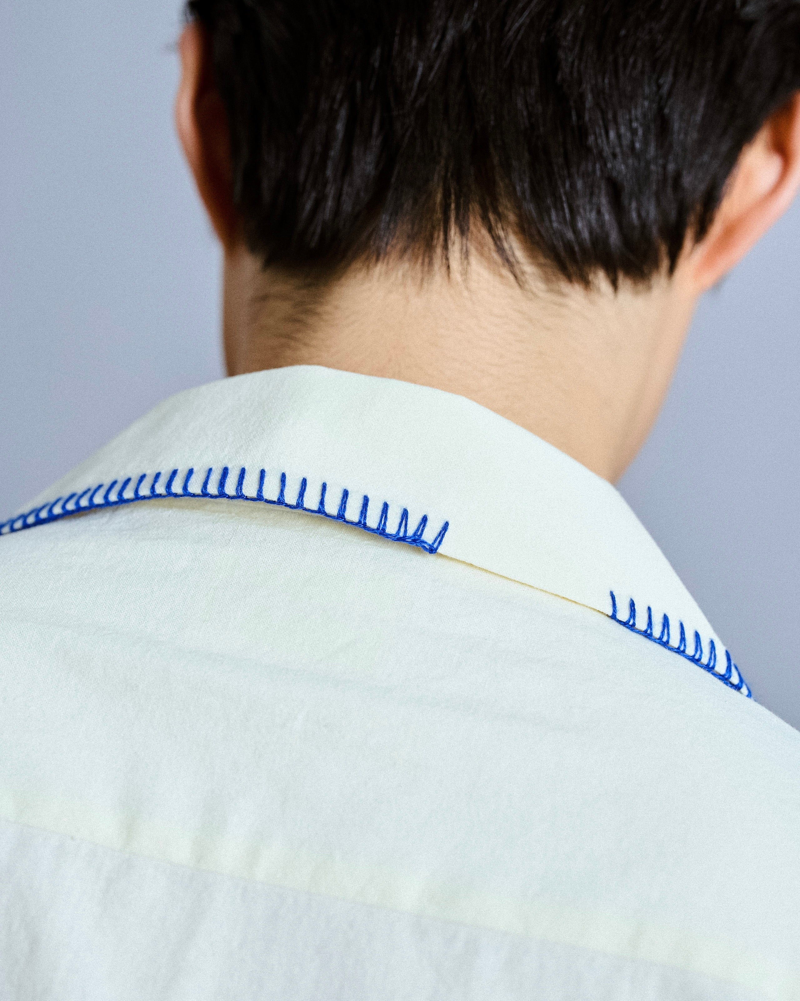 flower embroidery SAGARA h/s shirt – CAMPHOR WOOD - OFFICIAL