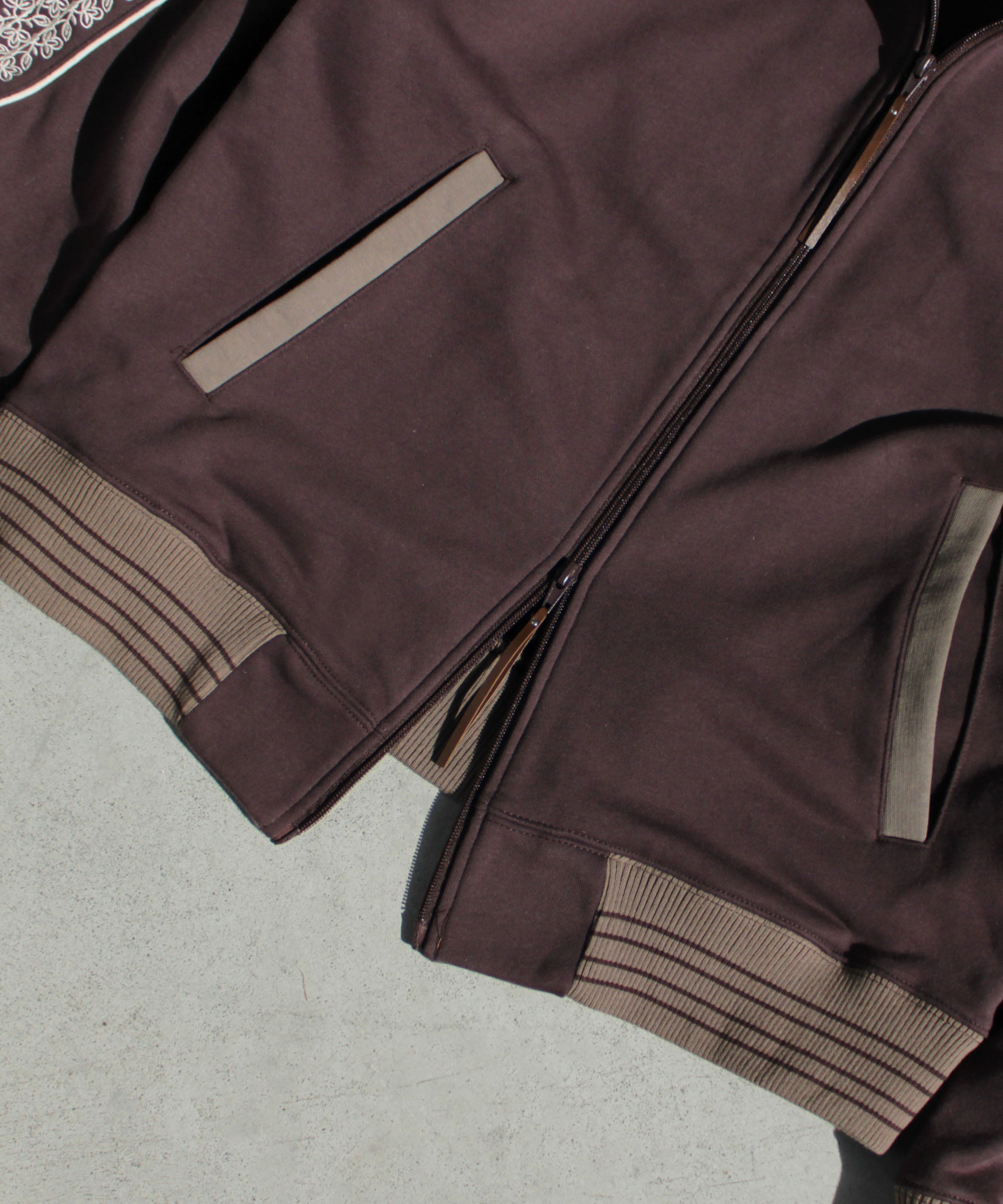 flower embroidery line track jacket – CAMPHOR WOOD