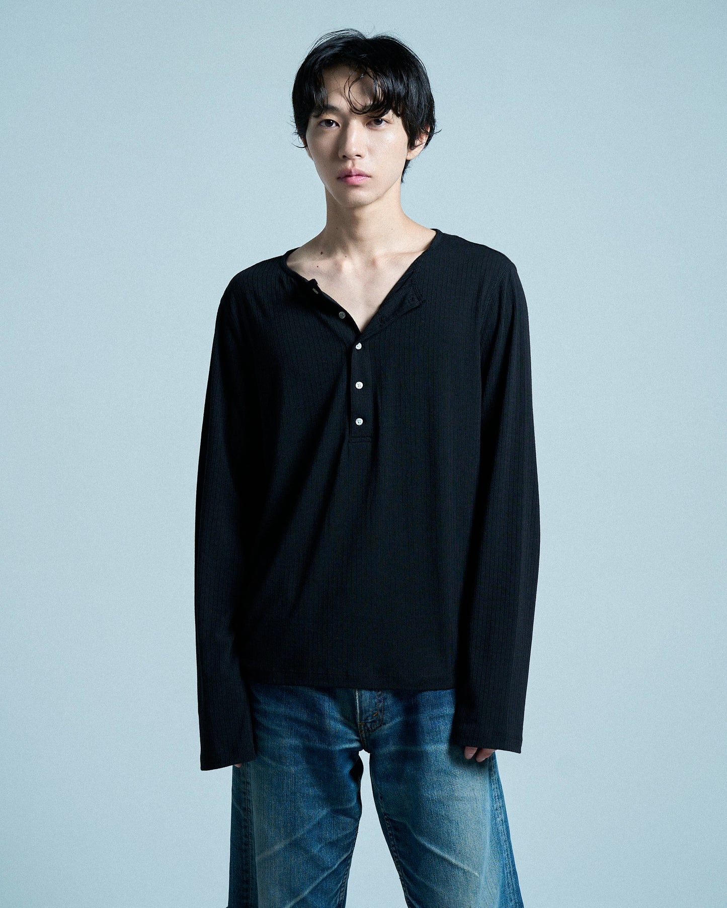 RIB HENLEY NECK L/S TEE