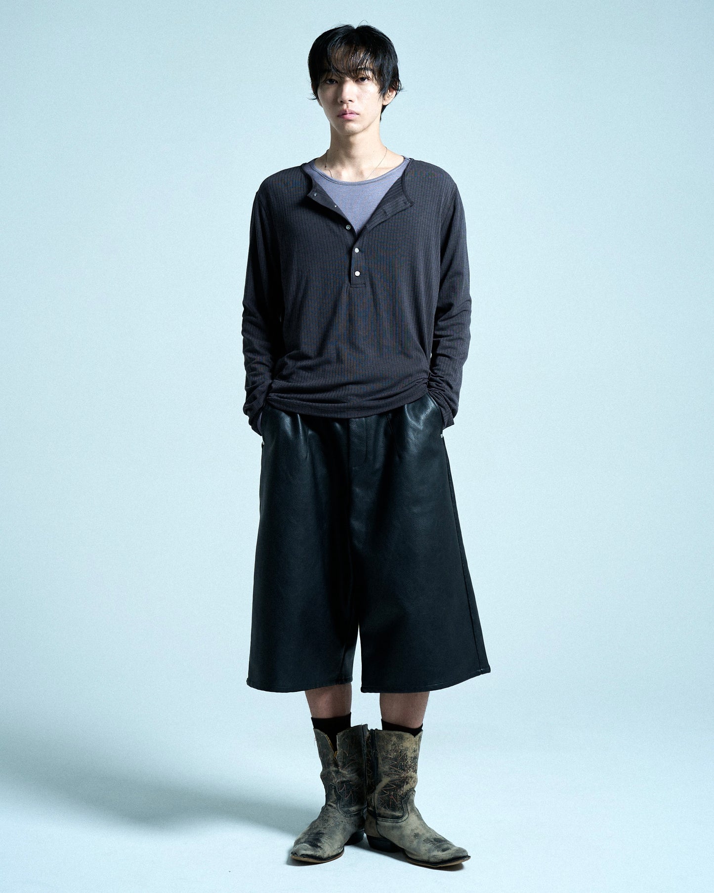 RIB HENLEY NECK L/S TEE