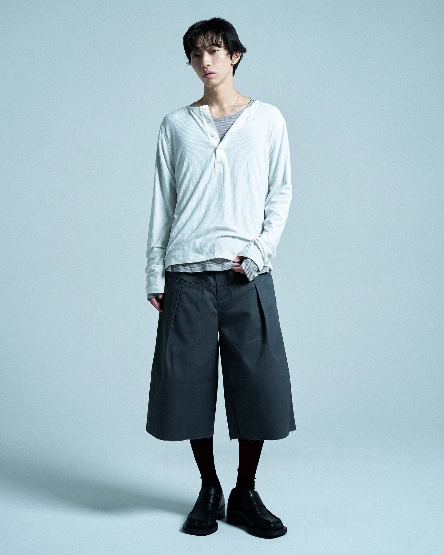 RIB HENLEY NECK L/S TEE