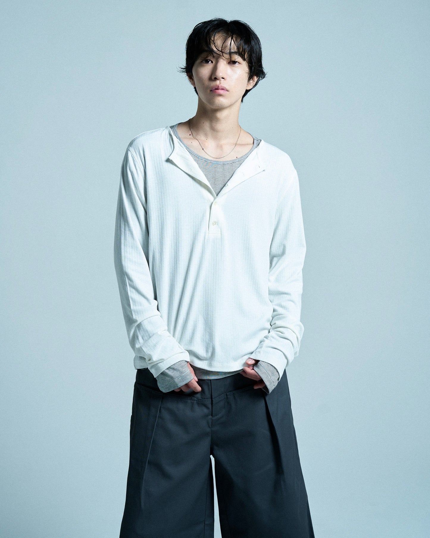 RIB HENLEY NECK L/S TEE
