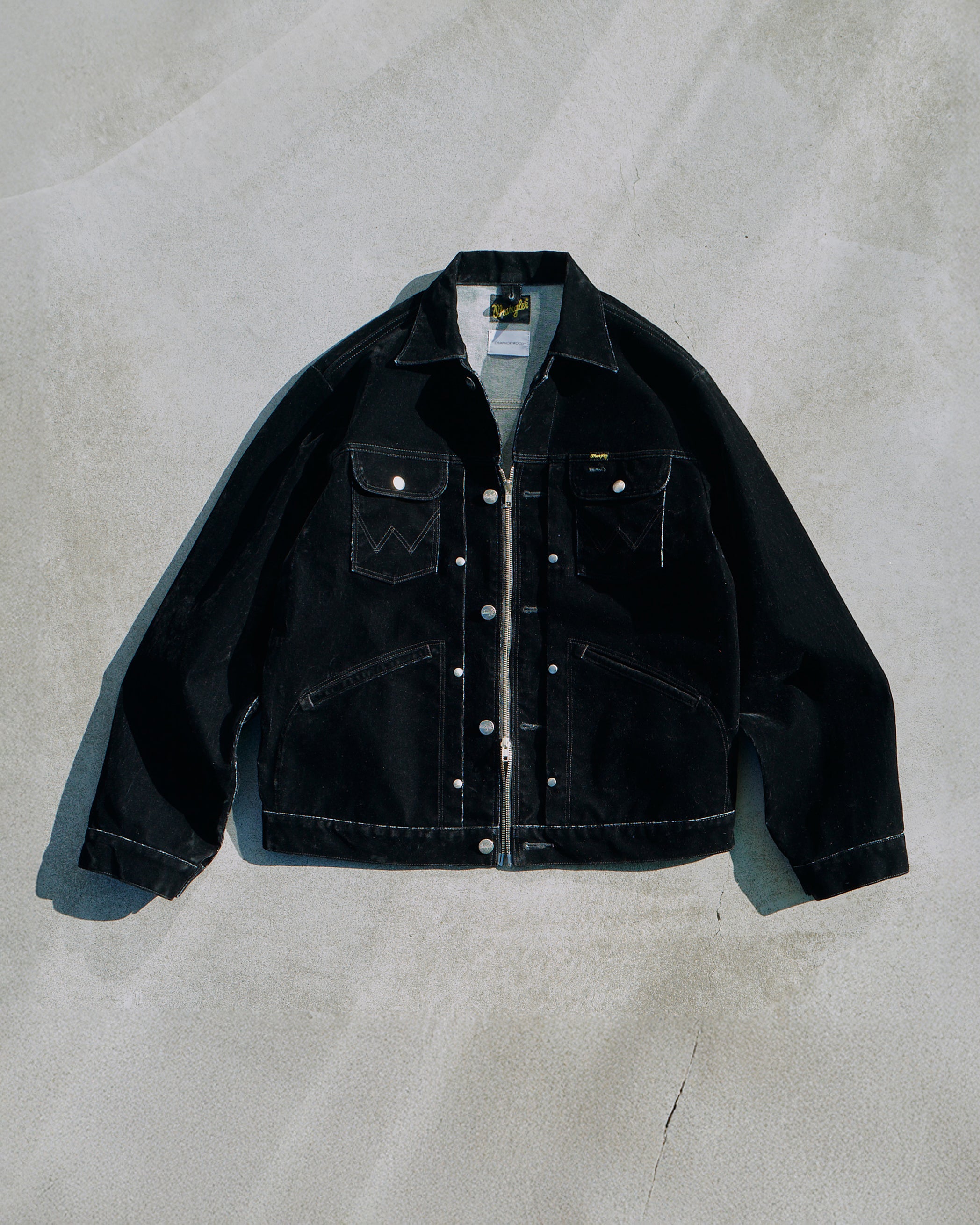 Wrangler × CamphorWood】custom 2way flocky trucker jacket【124MJ